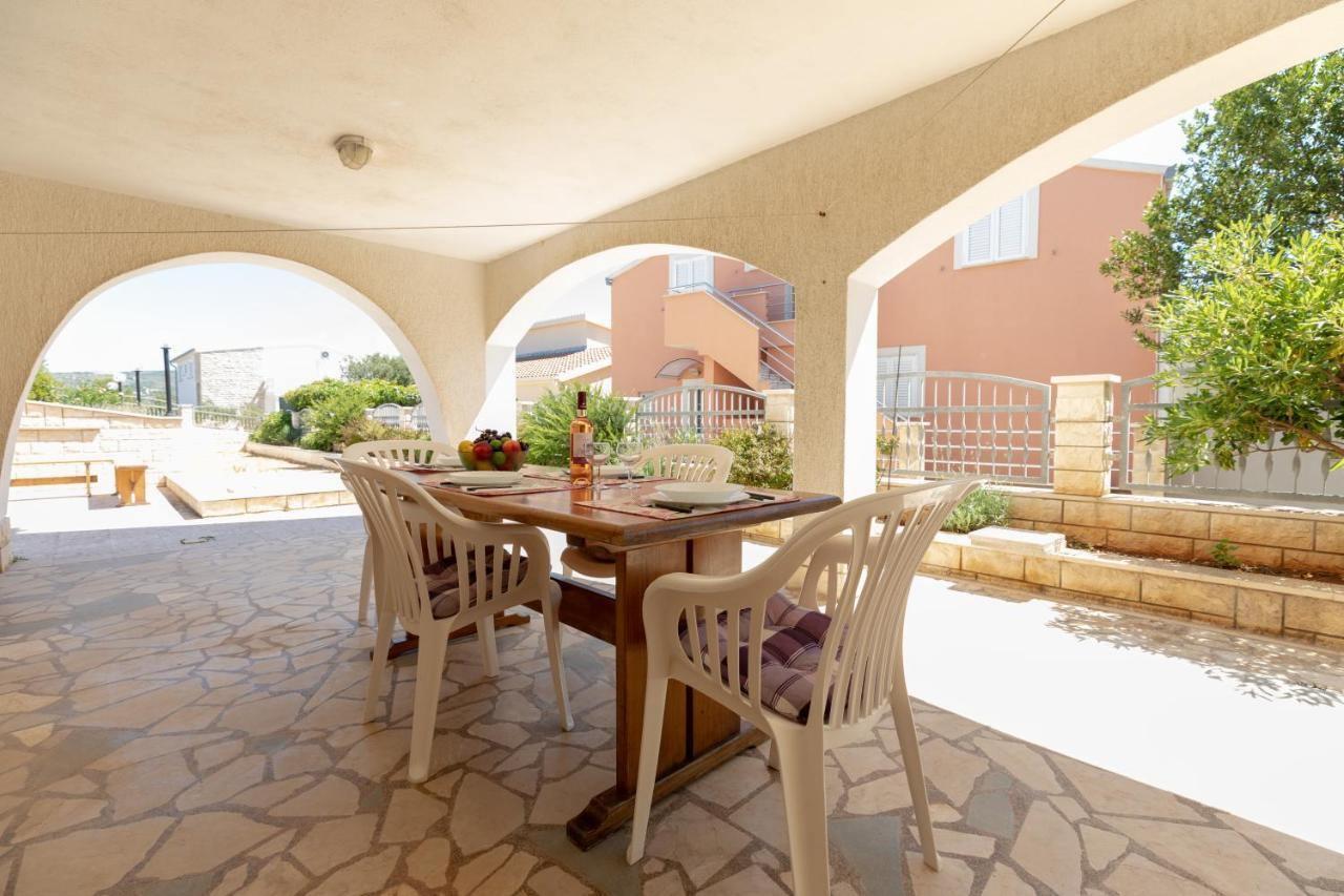 Apartments Villa Maja Rogoznica  Ngoại thất bức ảnh